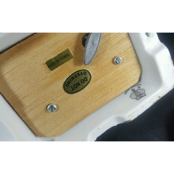 Owl Music Box Vintage Royal Crown Wind Up Porcelain Collectible Figurine Figure - Picture 5 of 6